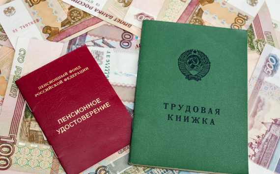 Коломейцев: В России есть деньги на повышение пенсий в три раза